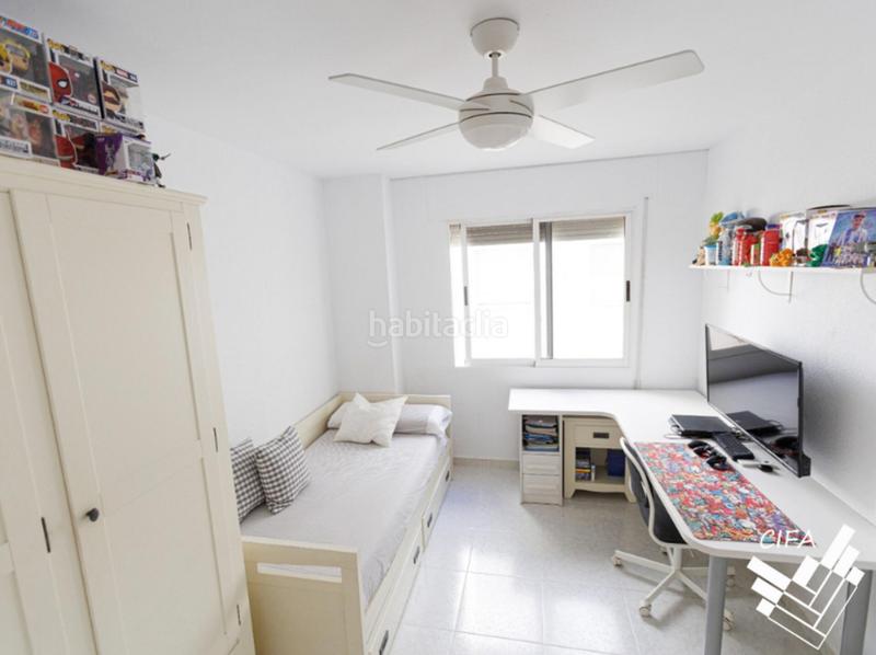 Foto 3c4e43a9-d782-4659-9459-200a7216dde2. Etagenwohnung mit parking in Casco Urbano Vinaròs