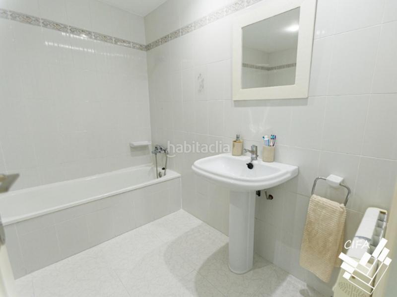 Foto b72db0af-8835-46b2-9155-a64376ce9d4d. Etagenwohnung mit parking in Casco Urbano Vinaròs