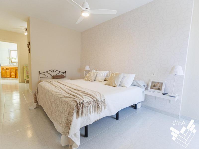 Foto fd6e8256-5b11-4ed0-8b00-8c52fbde18c2. Etagenwohnung mit parking in Casco Urbano Vinaròs