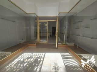 Rent Business premise  Arcipreste bono. Local en alquiler en nucli urbà