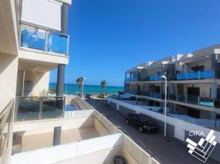 Appartement à Costa Norte. Apartamento con piscina comunitaria en costa norte