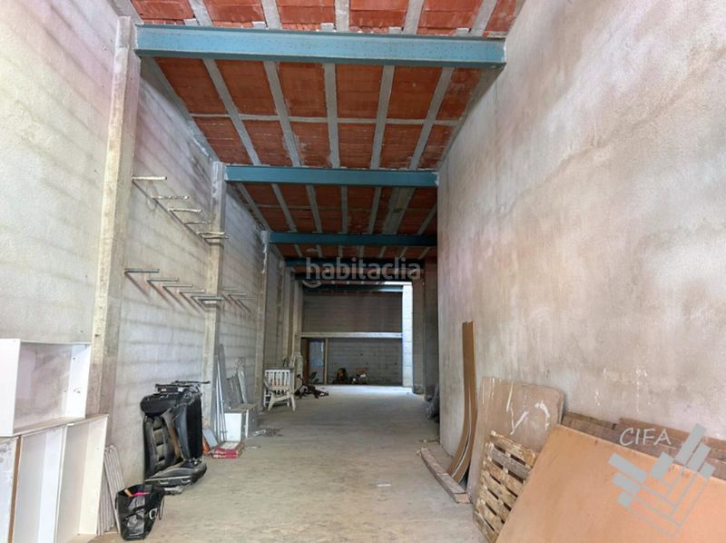 Foto 5c39ce39-1b5e-4b7d-a9d6-1fe2137a1f6b. Alquiler local comercial almacén en alquiler en ubicación céntrica en Vinaròs