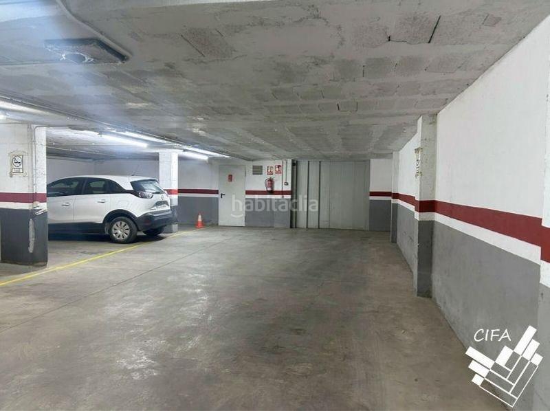 Foto b9a44c92-4405-4cd1-93b4-658971b56222. Car parking in Pueblo Benicarló