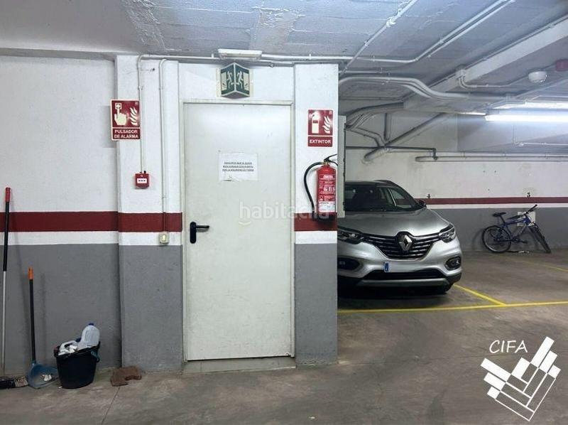 Foto c5b2b84e-b126-48e6-9e67-e12840d7ed8f. Car parking in Pueblo Benicarló