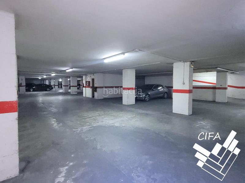 Foto 08dfa692-5da3-4ef0-90df-7aaccdfb5ade. Aparcament cotxe a Casco Urbano Vinaròs