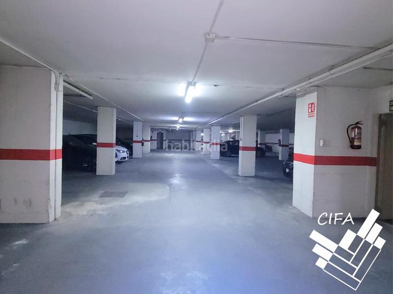 Foto 957f3e4e-e413-4a59-83fe-b705a7bfa2bf. Aparcament cotxe a Casco Urbano Vinaròs