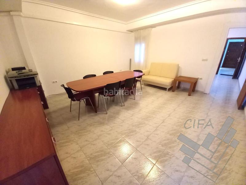 Foto 5487e66b-a27e-4e11-825b-5522317a9078. Miete büro in Casco Urbano Vinaròs