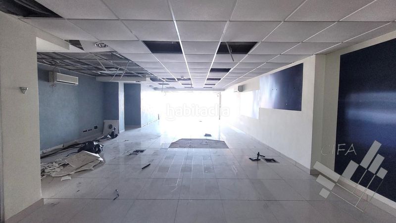 Foto 13533c8e-c879-49e5-86b3-67fa93d299de. Alquiler local comercial local en alquiler en vinaros en Vinaròs