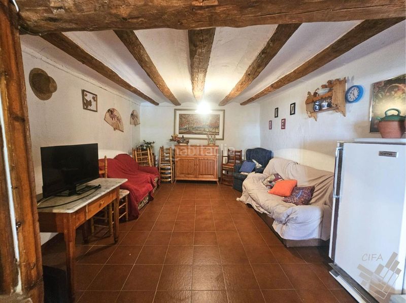 Foto 1cf96b58-20f9-4a1c-bd43-97befe1ff44a. Casa amb aparcament a Vallibona