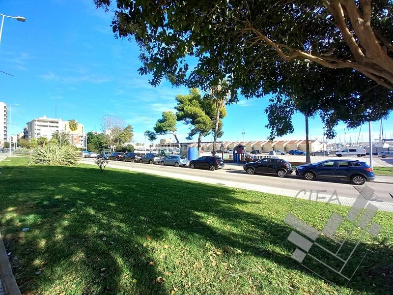 Foto ffdd98c2-1bdc-4c66-977a-bb623ea36d3e. Residential plot in Casco Urbano Vinaròs