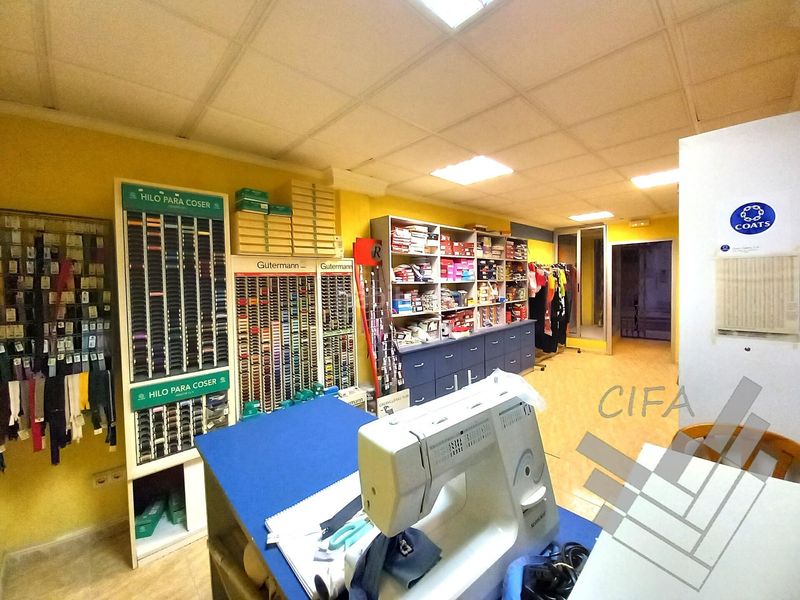 Foto 6913a782-2440-4f54-ad02-1e72b3cbe523. Local comercial a Casco Urbano Vinaròs