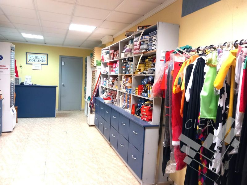Foto ca2b6e79-2ba9-4bd8-aebb-a9dfe4358649. Local comercial a Casco Urbano Vinaròs