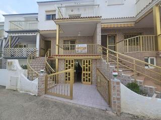 Casa adossada  Papa luna. Casa adosada en venta en planta baja!