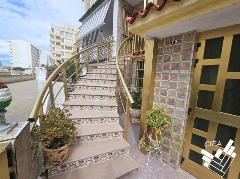 Foto 98fa69a1-5e91-4e65-8270-acf4eee67d4a. Semi detached house in Playa Norte Peñíscola