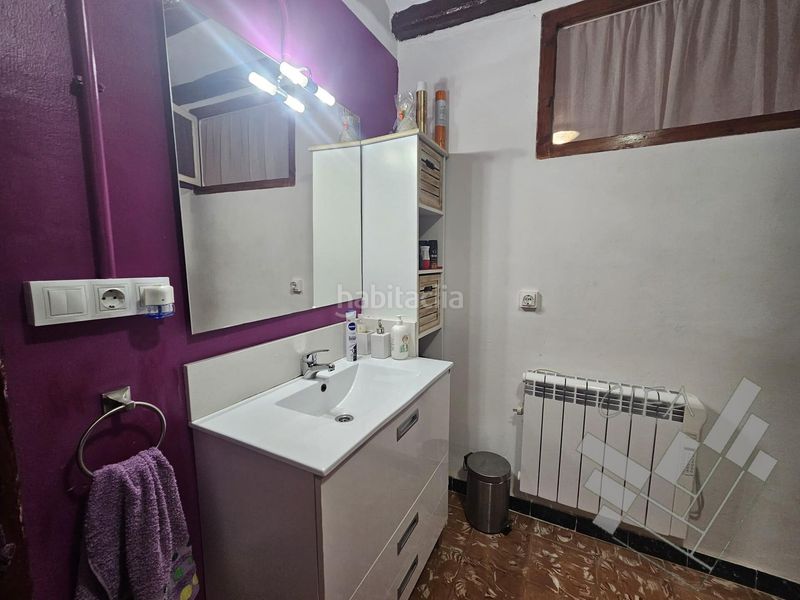 Foto bd507281-af86-42cb-929e-72d417e8825b. Masia amb aparcament a Cálig