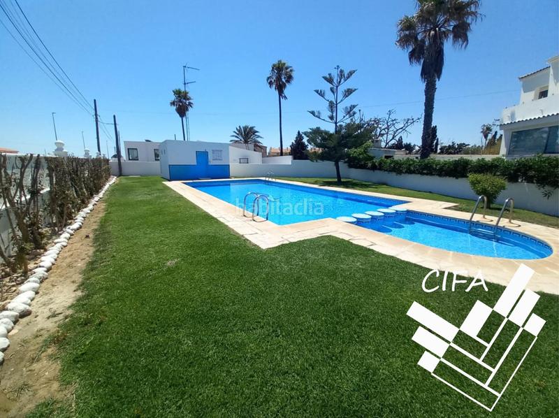 Foto 5e41f742-6747-43e9-a4bb-2b0608f16304. Maison jumelée avec parking dans Costa Norte Vinaròs