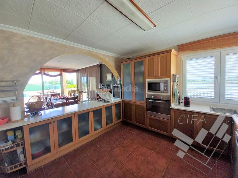 Foto 5e1a993c-169b-455b-afdf-2b68449c3d88. Chalet con parcheggio in Casco Urbano Vinaròs