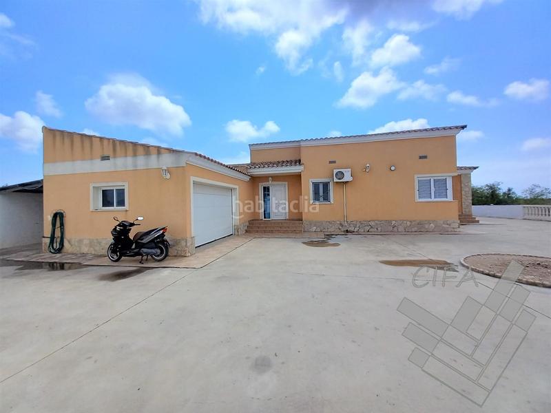 Foto 7481d51f-b847-48ca-a592-00757a4400b3. Chalet con parcheggio in Casco Urbano Vinaròs