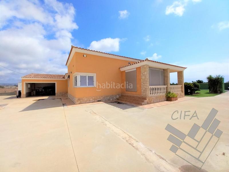 Foto 7bcca78d-ca52-42cf-9ea9-b17afe2d8bbe. Chalet con parcheggio in Casco Urbano Vinaròs