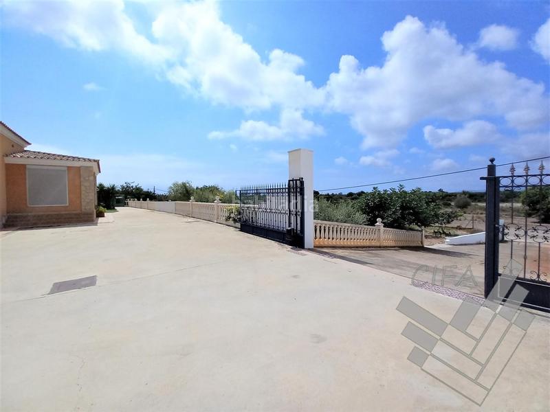 Foto 8adb856c-0e8b-4c54-af40-4f853fc4db14. Chalet con parcheggio in Casco Urbano Vinaròs