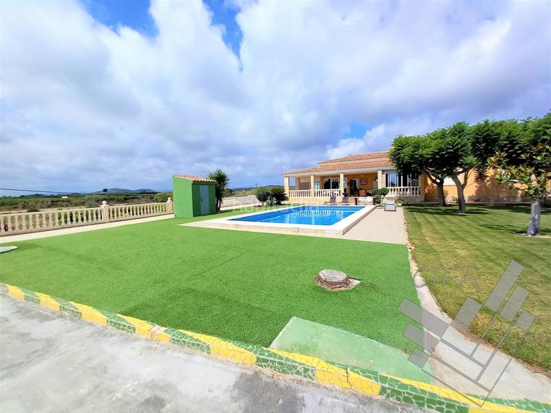 Foto 8b8b58b1-e26f-4051-b4f0-436f6f516658. Chalet con parcheggio in Casco Urbano Vinaròs