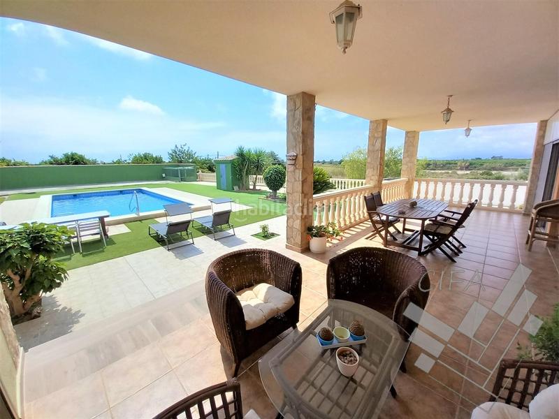 Foto b9a6fd09-3e6e-406c-aa6c-8b97fce9463d. Chalet con parcheggio in Casco Urbano Vinaròs