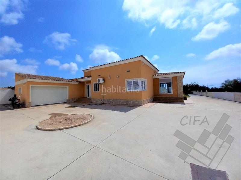 Foto dc5326a3-fe5c-4f24-a0f8-9d7877aee965. Chalet con parcheggio in Casco Urbano Vinaròs