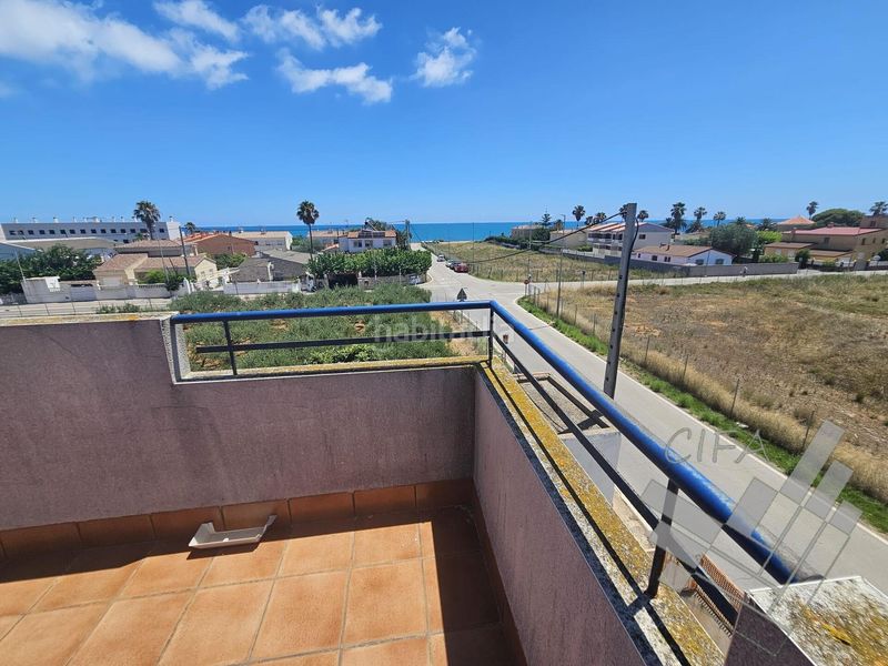 Foto a5ba7e2d-8ac0-4b50-87f8-a7064ff714a7. Casa amb aparcament a Cala Puntal Vinaròs