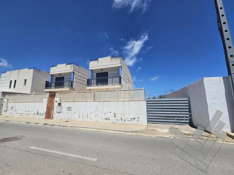 Foto 4b64a556-e0fc-4a36-b51d-e4584e5c7ac2. Casa amb aparcament a Cala Puntal Vinaròs