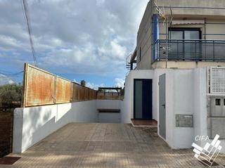 Maison  Peñíscola. Se vende dúplex a reformar