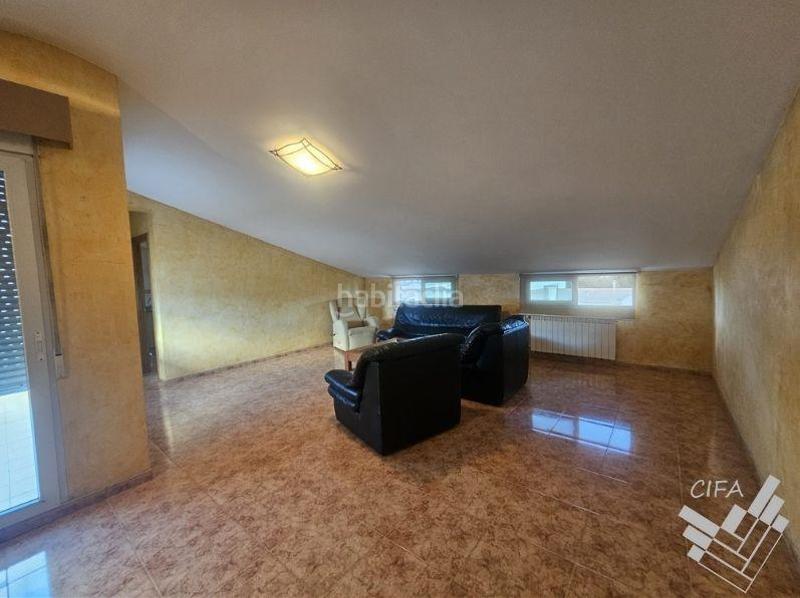 Foto 59cdf8a1-796d-46cc-bd66-7a8cf3d234b7. Casa adosada casa con garaje en Papa Luna - Platja del Gurugú Benicarló