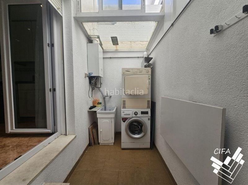 Foto b97536dd-e93a-4cd1-9a10-fab0d95c9eaf. Casa adosada casa con garaje en Papa Luna - Platja del Gurugú Benicarló