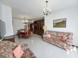 Flat in Avenida LEOPOLDO QUEROL