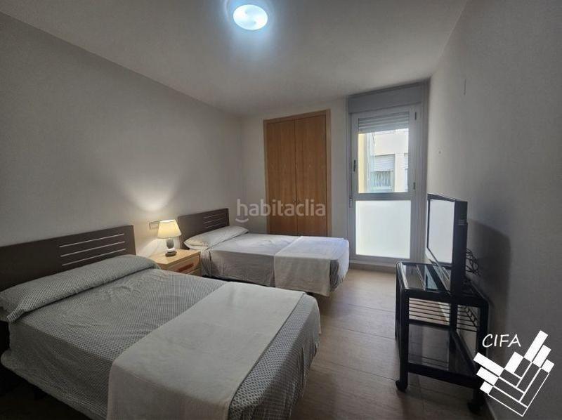 Foto bf3d851f-ba58-4d05-b5b2-d919f7885877. Lloguer pis amb calefacció piscina a Casco Urbano Vinaròs