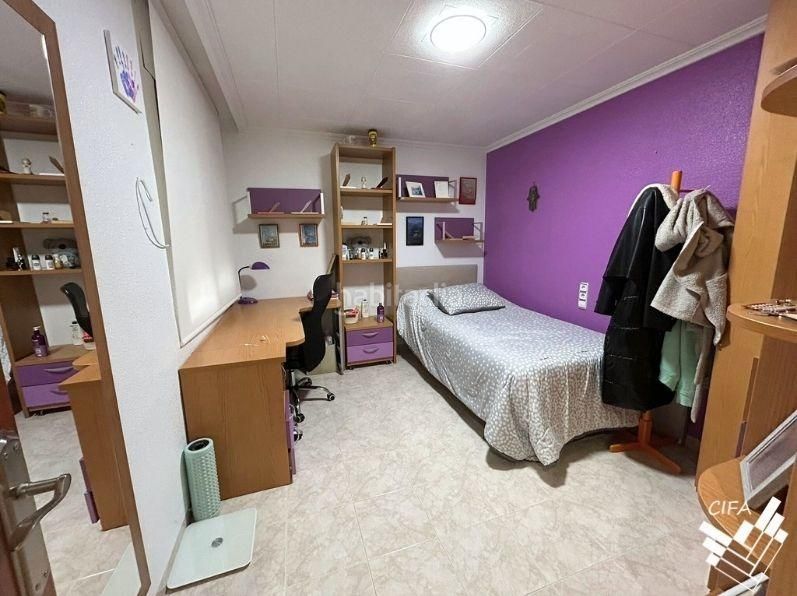Foto cd6a29bd-5d7d-4ec6-a0c9-c3a97f59b638. Casa adossada amb aparcament a Casco Urbano Vinaròs