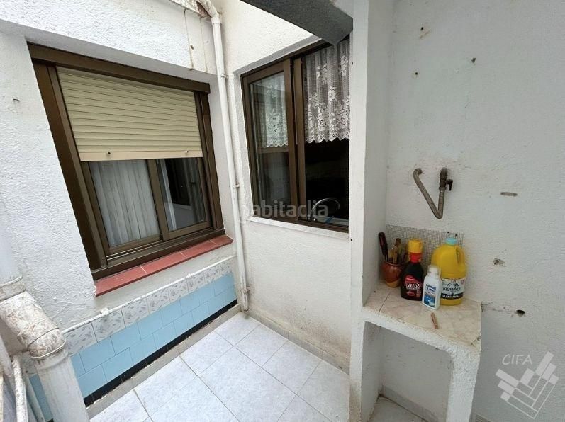 Foto f1ebc674-1f8c-40de-8365-57c57346e03c. Casa adossada amb aparcament a Casco Urbano Vinaròs
