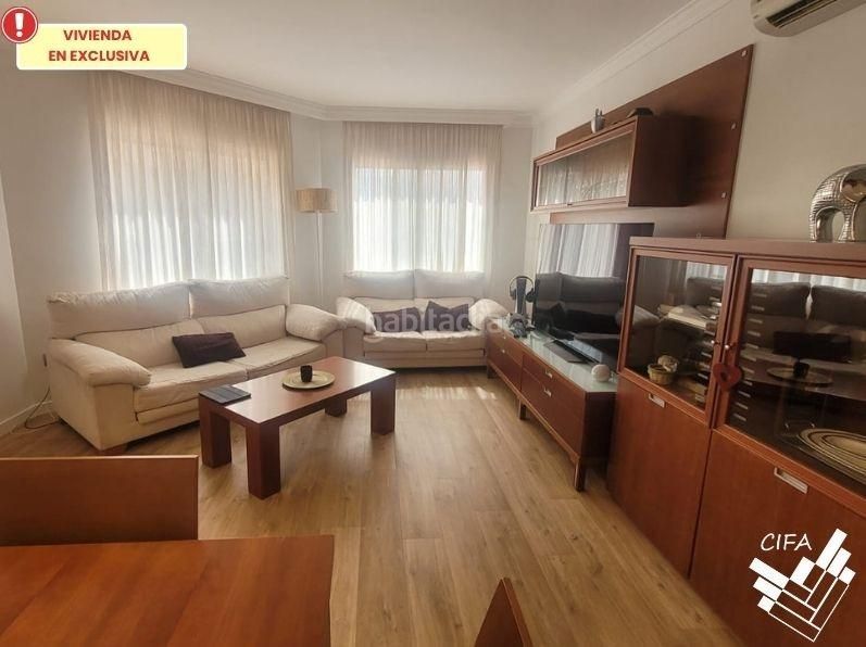 Foto 757646bf-6daa-4030-83bd-2b94781023bd. Casa amb calefacció aparcament a Casco Urbano Vinaròs