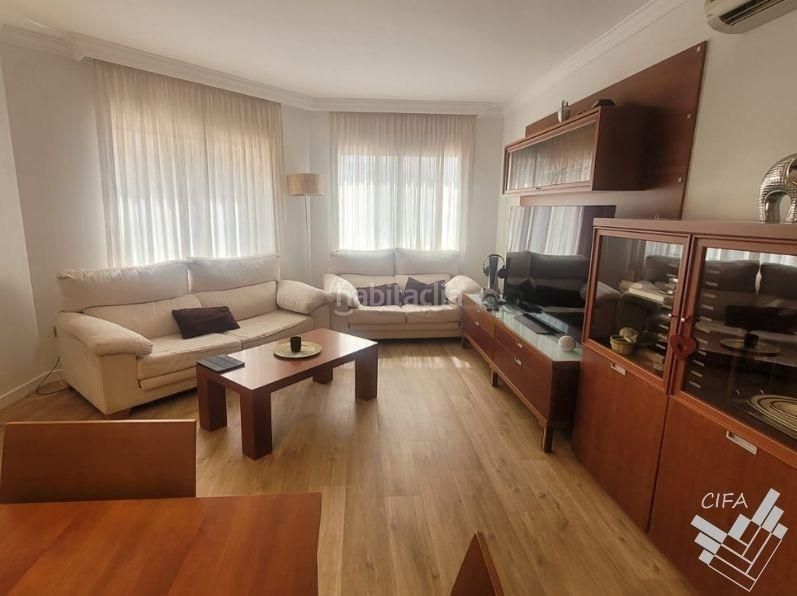 Foto 3ffcf382-3b0a-4356-9804-57a67244d55b. Casa amb calefacció aparcament a Casco Urbano Vinaròs