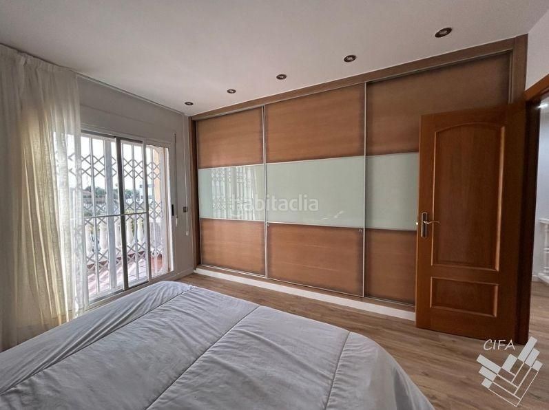 Foto b4854864-32f1-4ea4-a6c9-080c57180c62. Casa amb calefacció aparcament a Casco Urbano Vinaròs