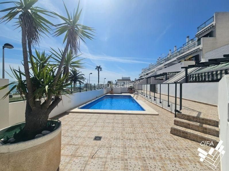 Foto 14b6422b-4ab7-4858-b0bd-4aaacc28fd55. Casa amb calefacció aparcament piscina a Cala Puntal Vinaròs