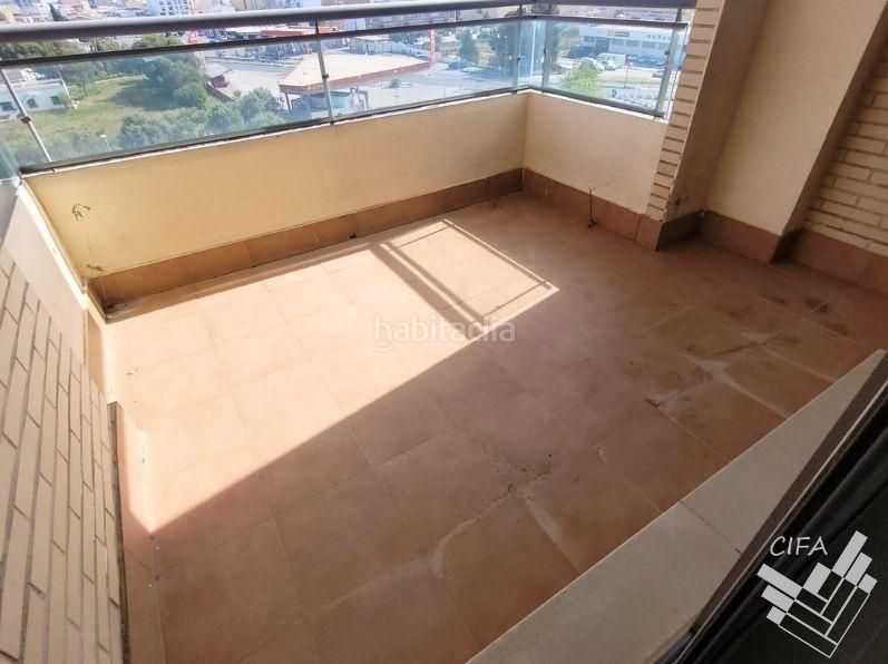 Foto 21ae7ec3-16c5-4e9b-98d5-5a03a73282b3. Pis amb aparcament a Centro Comercial - Capsades - Hospital Vinaròs