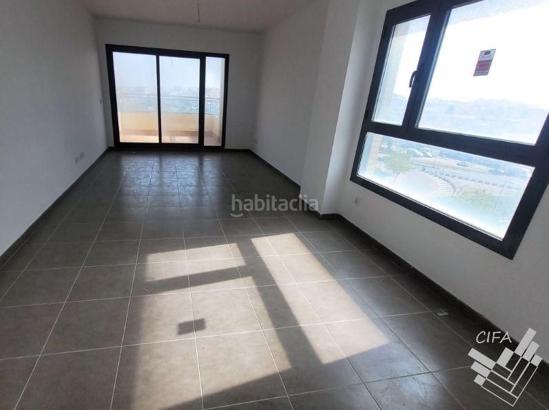 Foto 2c21e2de-d8a9-4da2-8cd6-b1ff198a7970. Pis amb aparcament a Centro Comercial - Capsades - Hospital Vinaròs