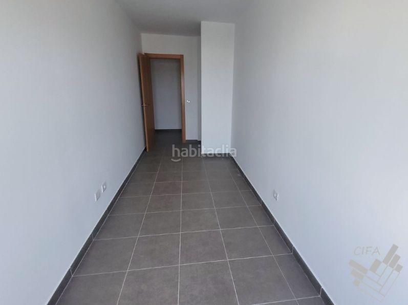 Foto 4625d3bd-6d12-4cb3-a095-3818280341e1. Pis amb aparcament a Centro Comercial - Capsades - Hospital Vinaròs