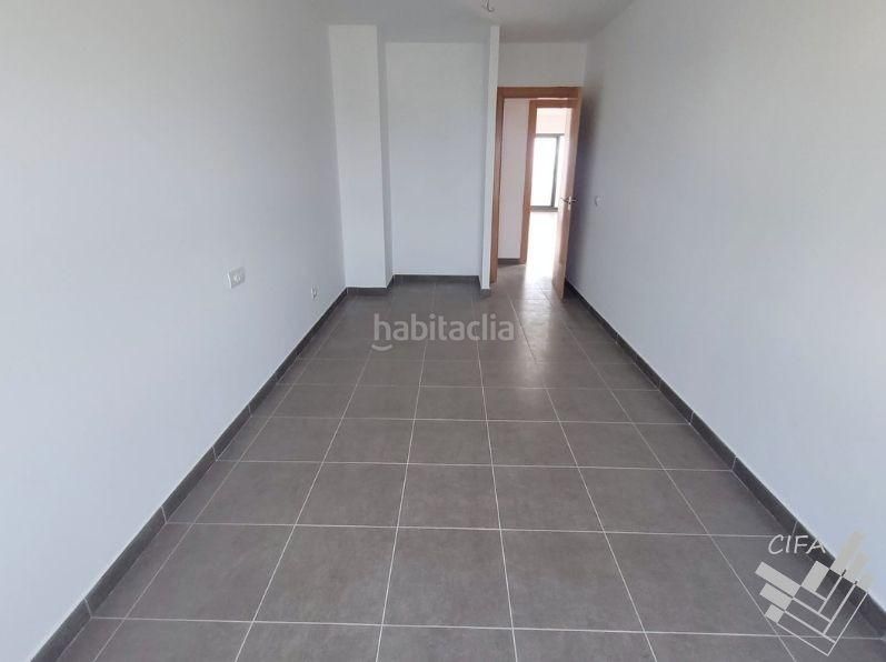 Foto d3575bd9-41ea-4bb5-b251-919fb3415793. Pis amb aparcament a Centro Comercial - Capsades - Hospital Vinaròs