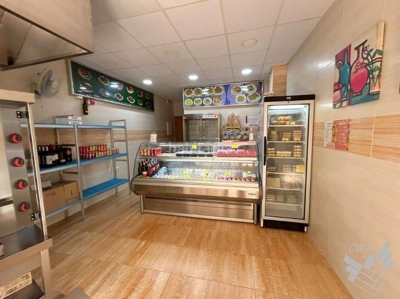 Foto d211f830-7505-45dd-b12d-06b8ecbe2192. Local comercial a Puerto Benicarló