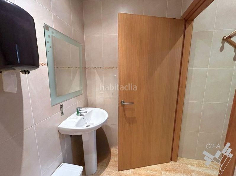 Foto e659b920-9275-46d2-a615-bfdc1b04a2ce. Local comercial a Puerto Benicarló