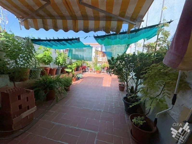 Foto 434706cf-3123-4295-a9aa-5542f5a2077b. Casa adossada a Alcanar