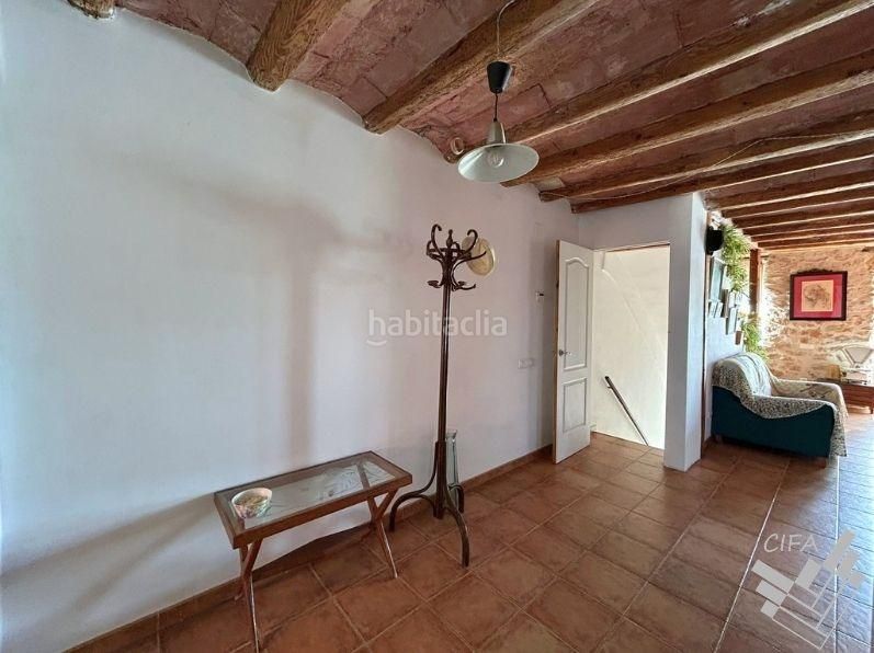 Foto 4b7d2a2d-1e94-40bc-9b78-ddd076b078d4. Casa aparellada a Ulldecona