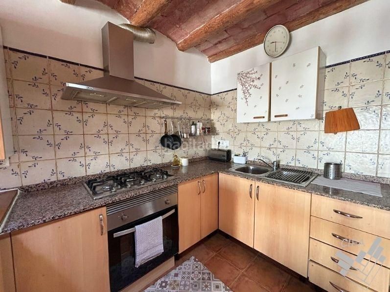 Foto 8491e9ef-d517-4527-80a3-eec4618f8e5d. Casa aparellada a Ulldecona