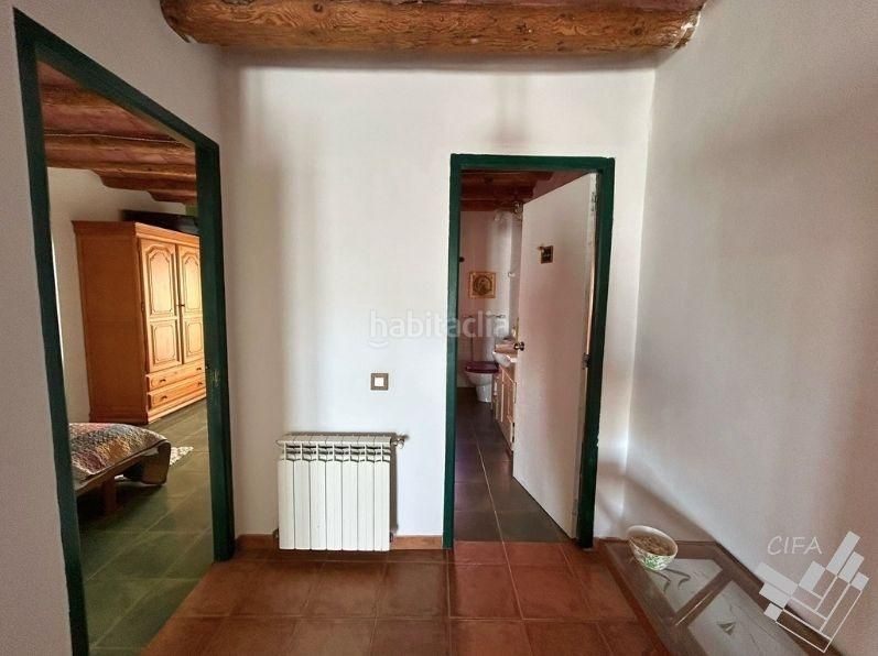Foto c28f1e56-58b1-494b-ad4c-1eb2e47e8c6e. Casa aparellada a Ulldecona